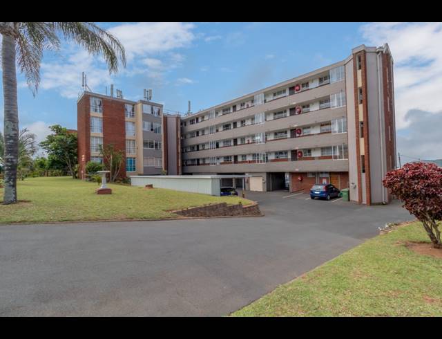 2.5 BEDROOM APARTMENT FOR SALE IN BLUFF